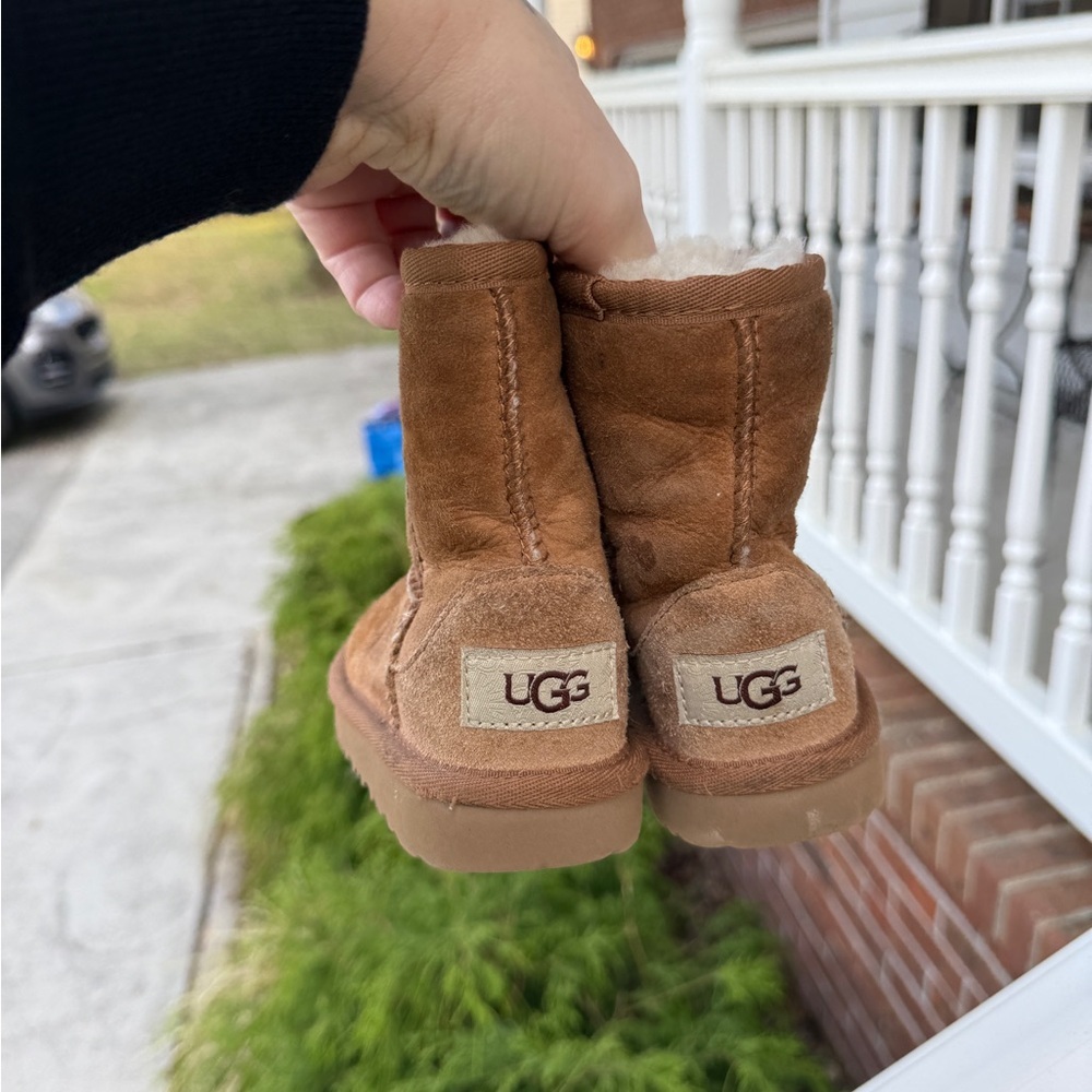 UGG Classic Tall Chestnut Snow Boots Size 6C toddler kids child boy girl - Picture 3 of 8